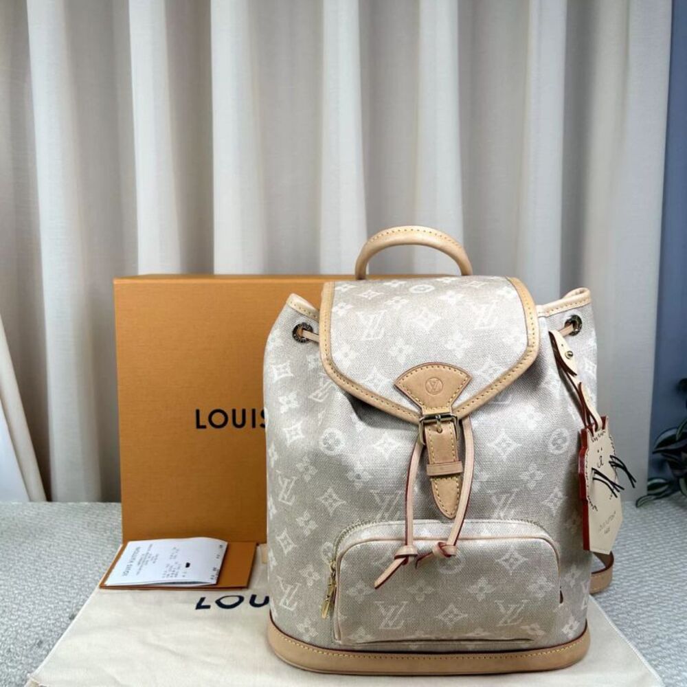Louis Vuitton Women Pre-Loved Bag Very Good Condition